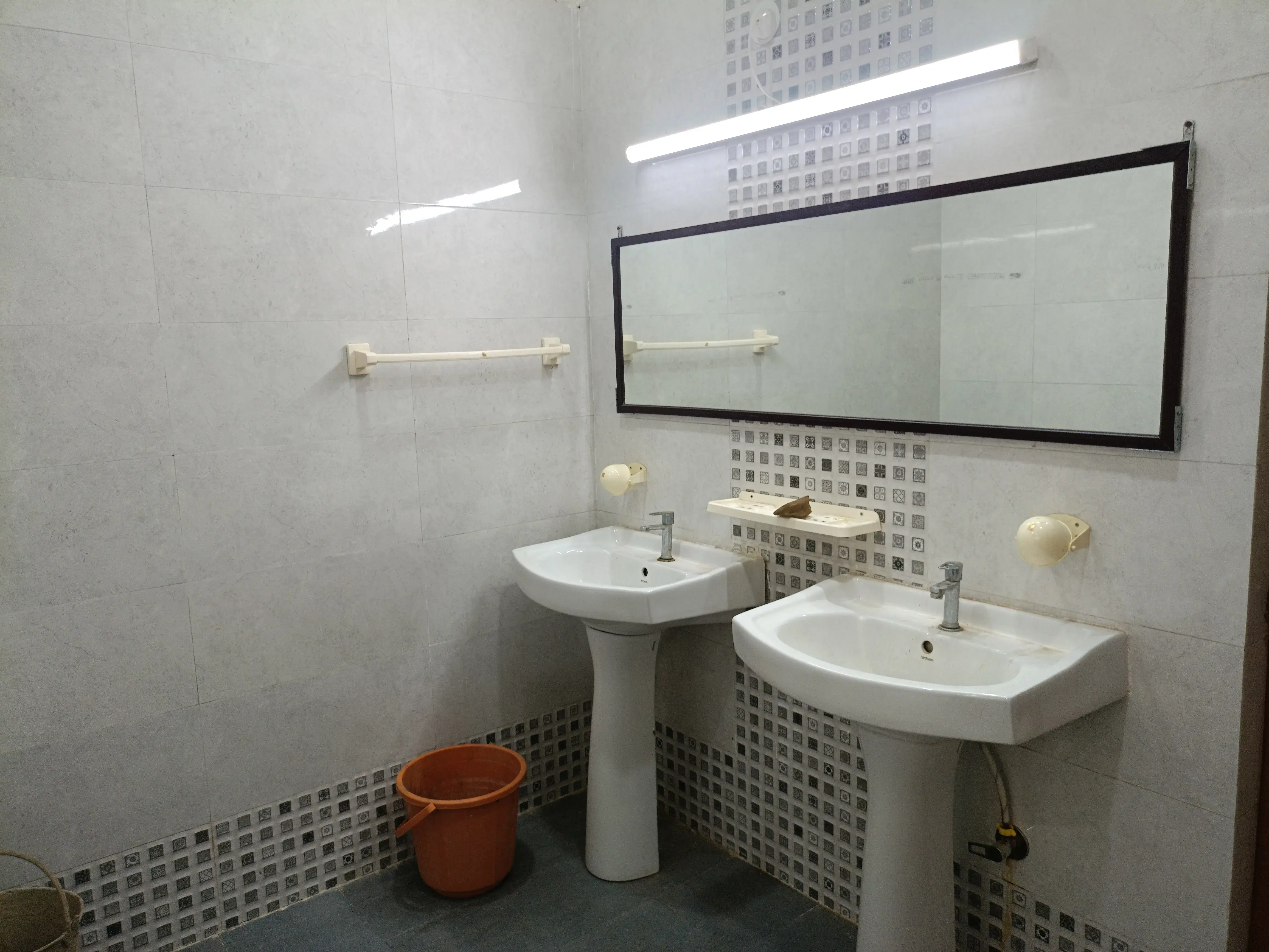 Dr. Hari singh Gour University Sagar Hostel photo 4